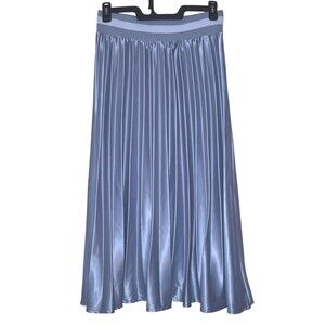 NICOPANDA NWT Silver Satin Pleated Skirt With Jearsey Waistband Retro Style L